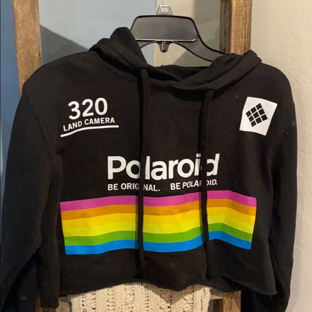Polaroid thermal sweatshirt ( comes with a hood) (